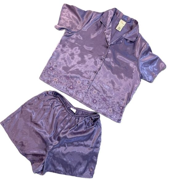 Sophia by Delicates VINTAGE Purple Floral Embroidered Lingerie Set - Size M - Picture 2 of 3